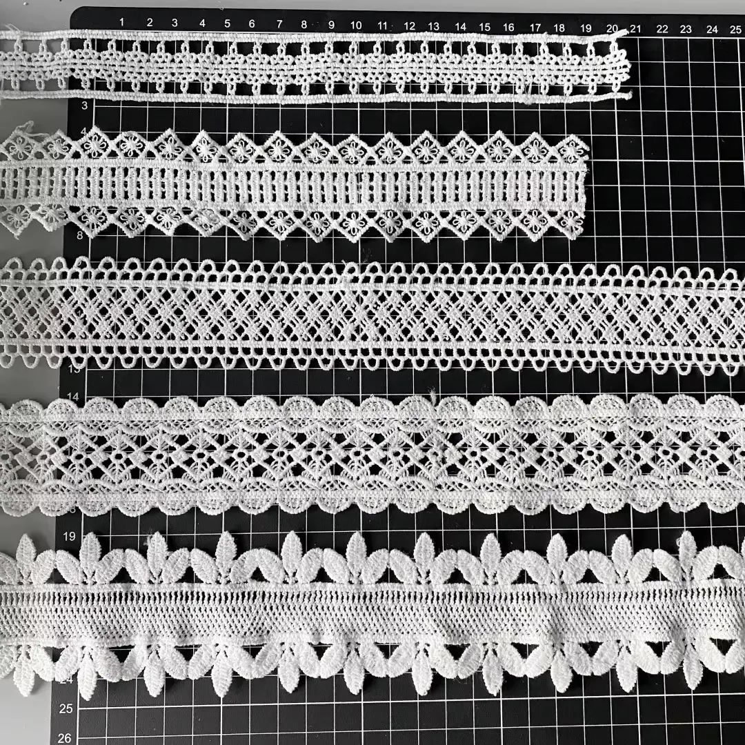 Customizable Fashionable White Milk Silk Embroidered Lace Clothing Accessories