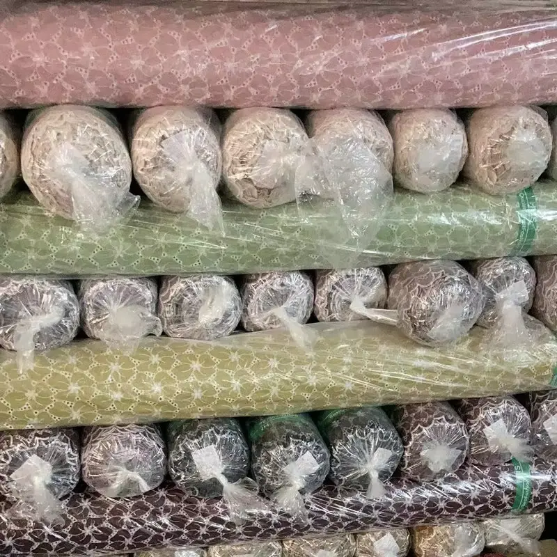 New Arrival 3d Flower Decorated 100 Cotton Embroidery Lace Fabric With Eyelet Holes For Women Shirt Clothing New Arrival 3d Flower Decorated 100 Cotton Embroidery Lace Fabric With Eyelet Holes For Women Shirt Clothing