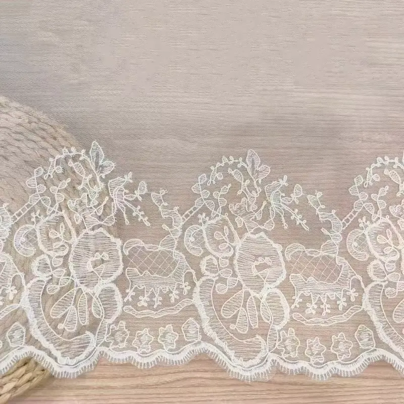 Wholesale Classic Exquisite Mesh Polyester Embroidered Lace For Women S Clothing